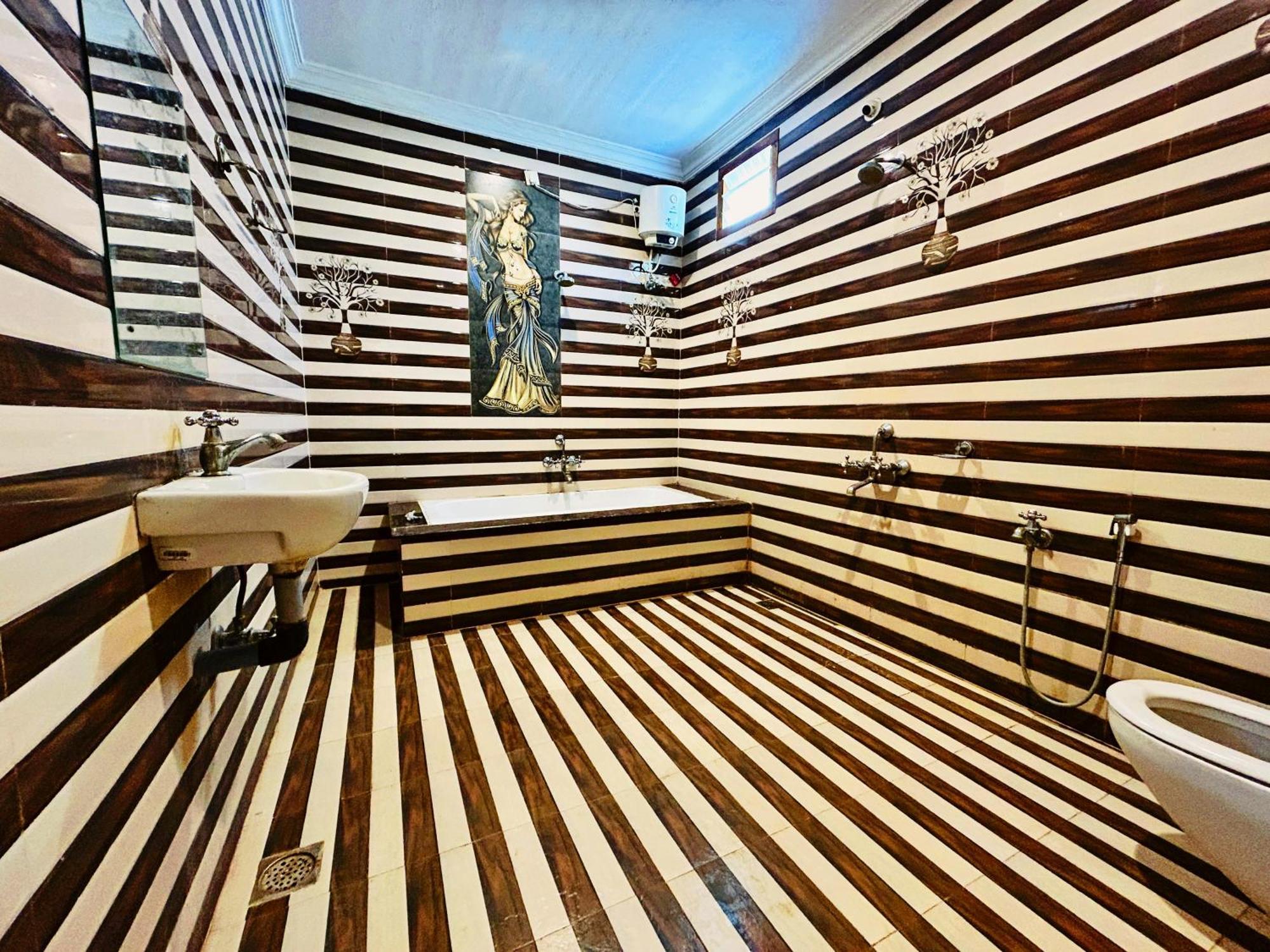 La Bay Luxury Beach Bungalow ポンディシェリ エクステリア 写真